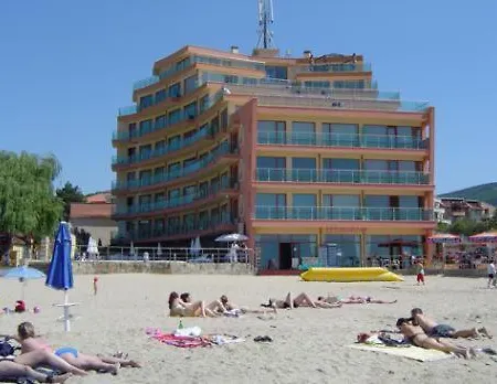 Апарт-готель Sunny Bay 3*