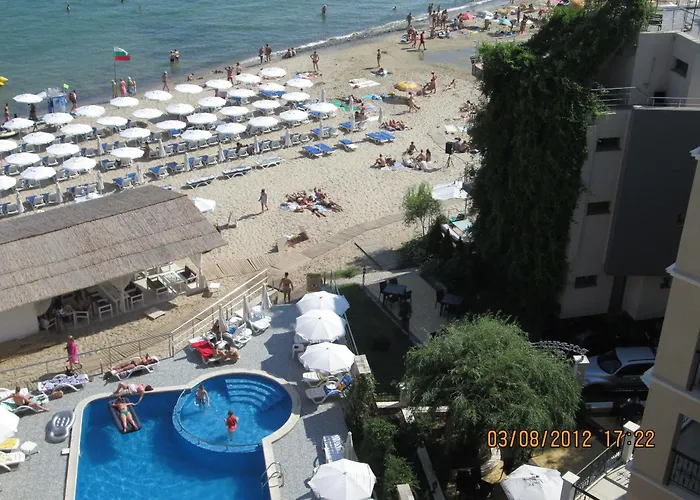 Апарт-готель Sunny Bay