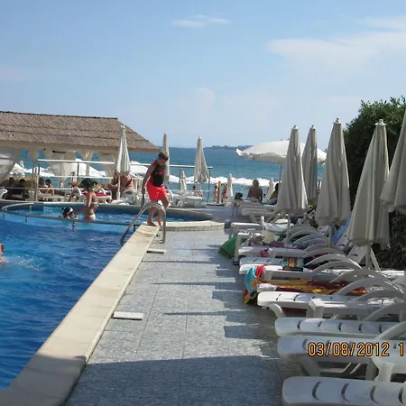 Sunny Bay Hotel apartamentowy 3*